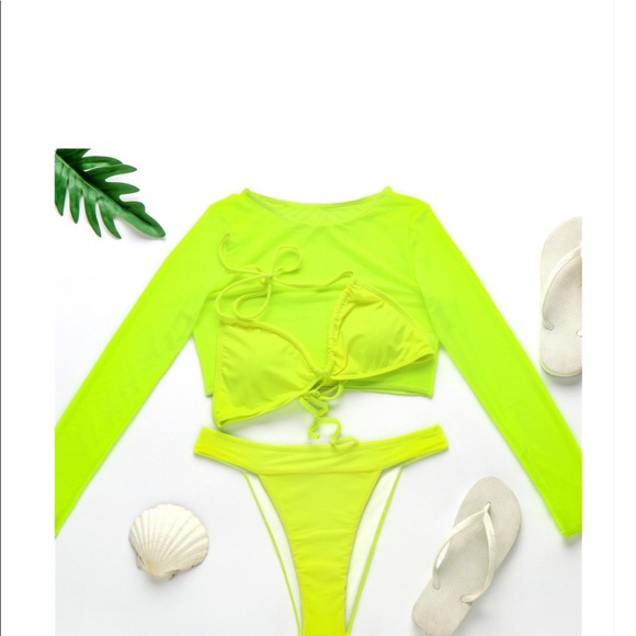 SALE - BOGO 6 for $20 🔥 3 Piece Bikini Set - Picture 3 of 4